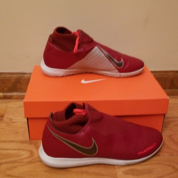 Nike Jr. Hypervenom PhantomX 3 Club (IC) Indoor